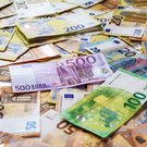 Spenden für Selbsthilfegruppen Geldscheine